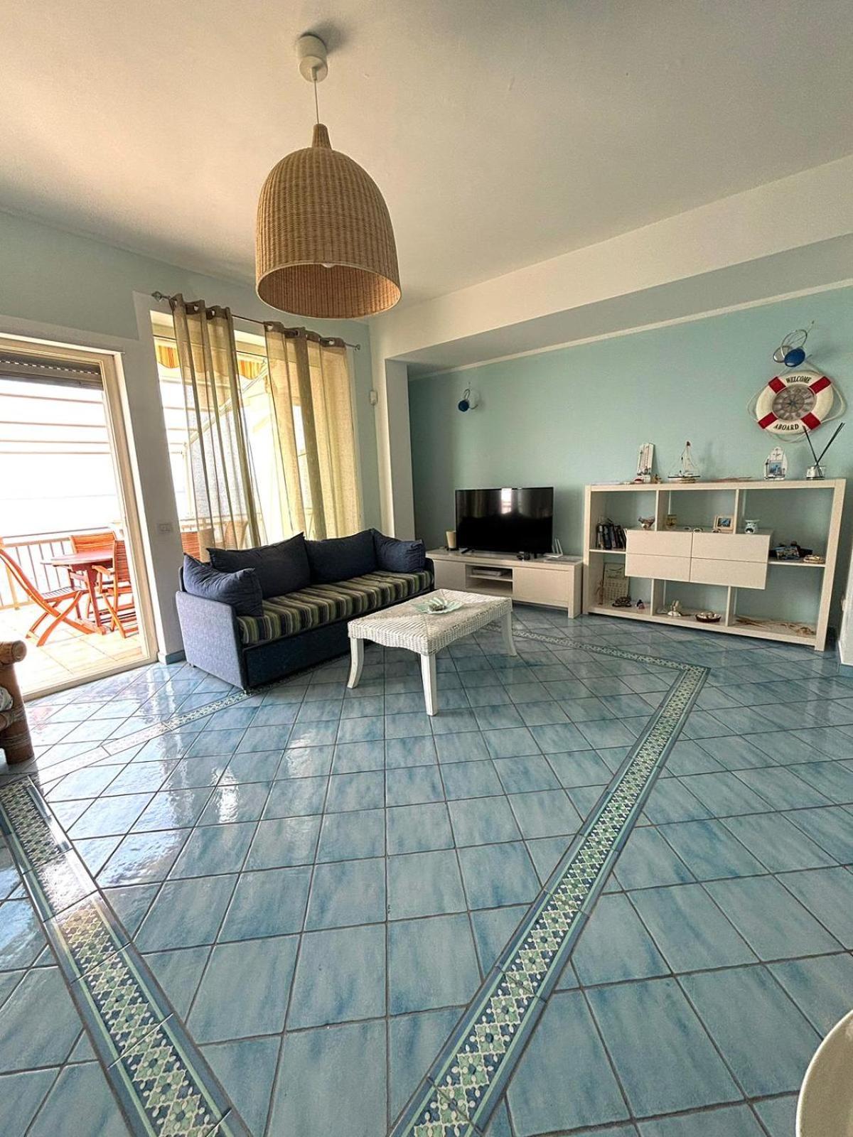 Terrazza Sul Mare Leilighet Pizzo  Eksteriør bilde